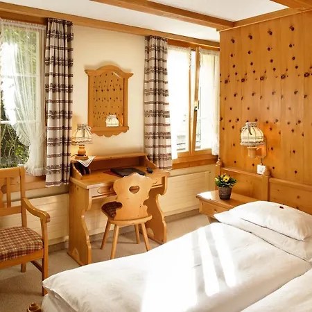 Hotel Alpenrose - A Family Affair Since 1881 3*