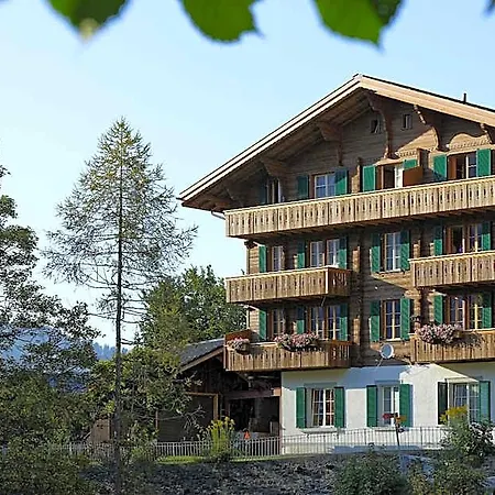 Hotel Alpenrose - A Family Affair Since 1881 3*