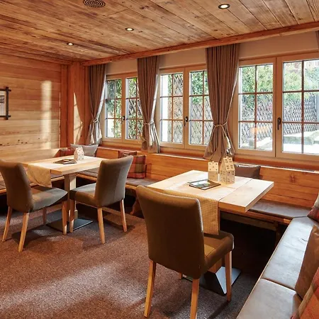 Hotell Alpenrose - A Family Affair Since 1881 Wengen