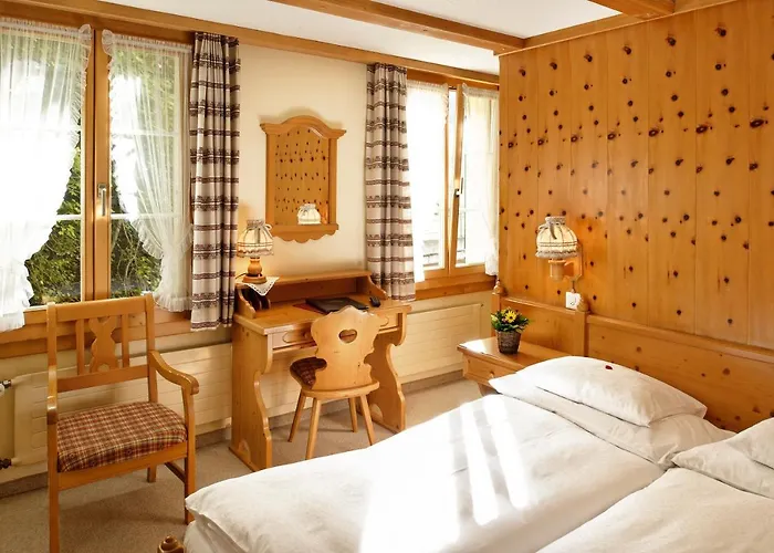 Hotel Alpenrose - A Family Affair Since 1881 3*