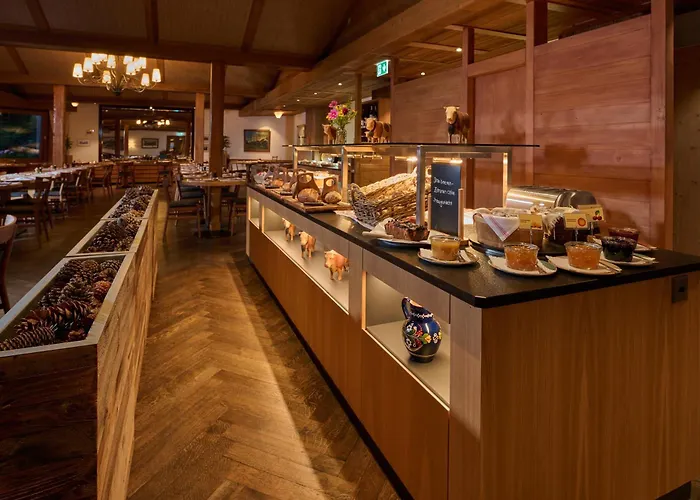 Alpenrose - A Family Affair Since 1881 Hotel