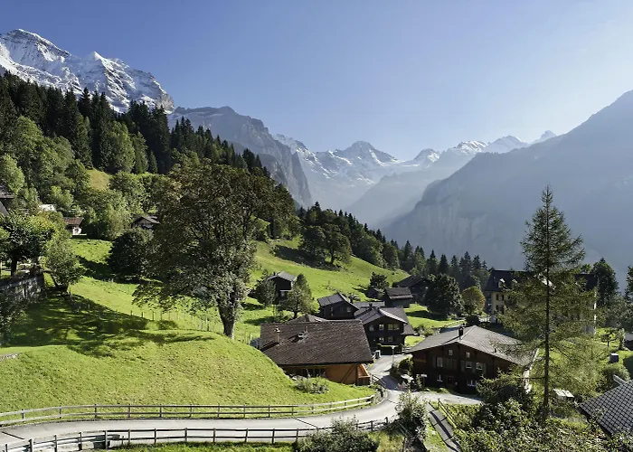Alpenrose - A Family Affair Since 1881 Wengen