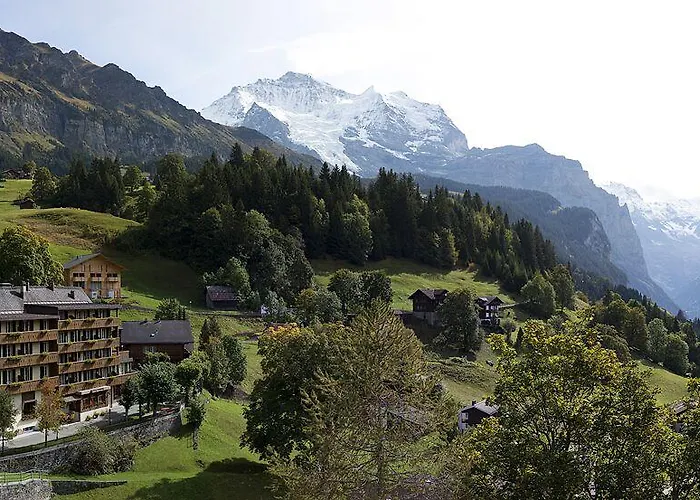 Alpenrose - A Family Affair Since 1881 3*