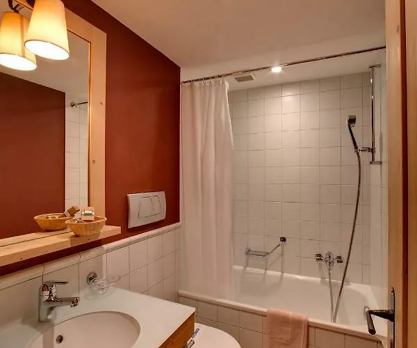 Hotel Alpenrose - A Family Affair Since 1881 Wengen