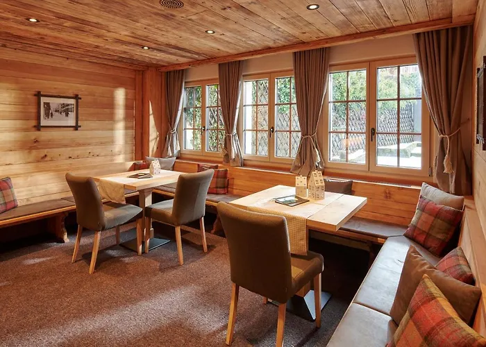 Hotel Alpenrose - A Family Affair Since 1881 Wengen