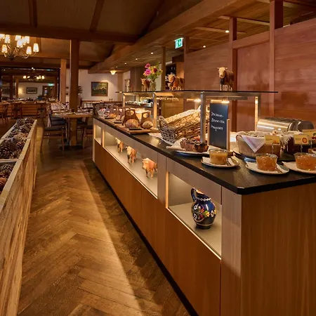 Alpenrose - A Family Affair Since 1881 Hotel