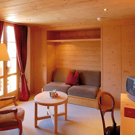 Hotel Alpenrose - A Family Affair Since 1881 3*