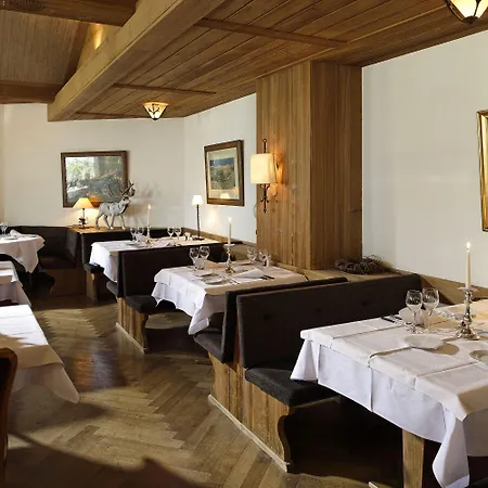 Alpenrose - A Family Affair Since 1881 3*